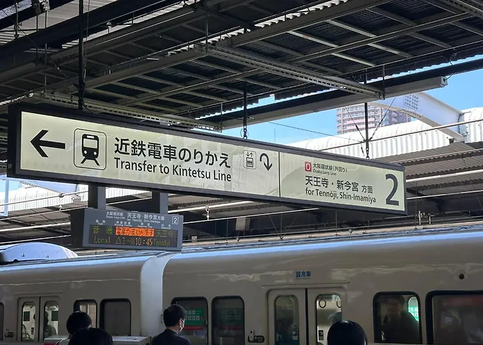Tamatsukan 玉津館, Kansai Airport 關西空港 57 Mins, Namba 6 Mins, Nihonbashi 4 Mins, Universal Studio 37 Mins, Nara 30 Mins, Walk Jr Tsuruhashi 7 Mins, Early Check In